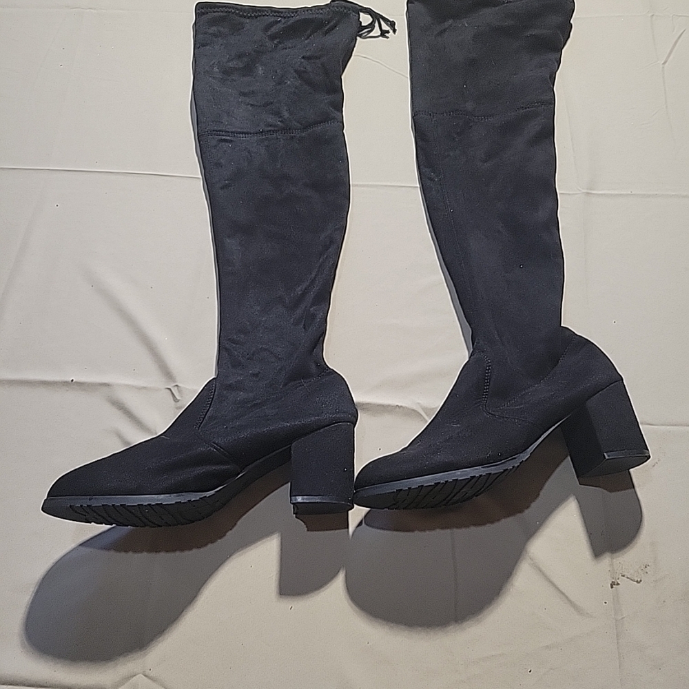 Black Knee-High Women's Boots